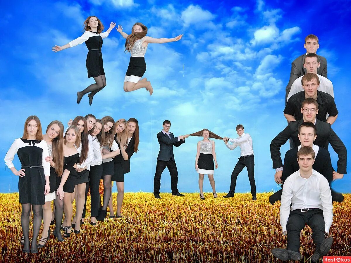 Групповая фотосессия в студии. Идеи для фотосессии на выпускной. Фотосессия выпускников на природе. Общее фото идеи. Современная школьная фотосессия.