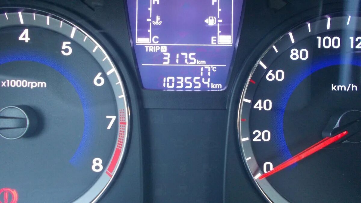 сколько литров в солярисе. лампочка топлива хендай солярис. топливный бак хендай солярис 2012 1. сколько литров в солярисе. объем бака хендай солярис 2021 года.