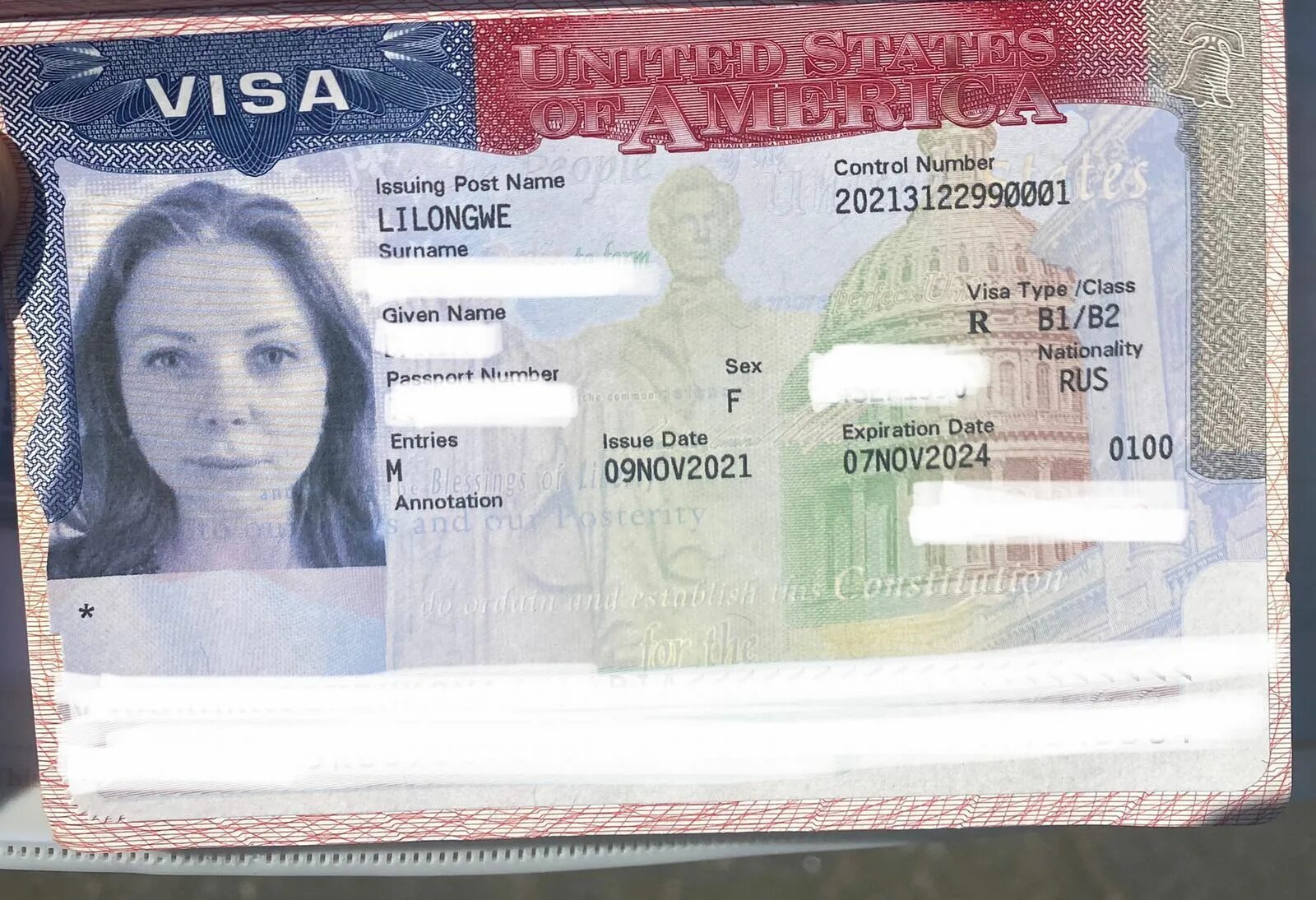 Визы в сша для россиян 2024 году. Американская виза. Виза в США. Виза США 2022. Виза в США для россиян.
