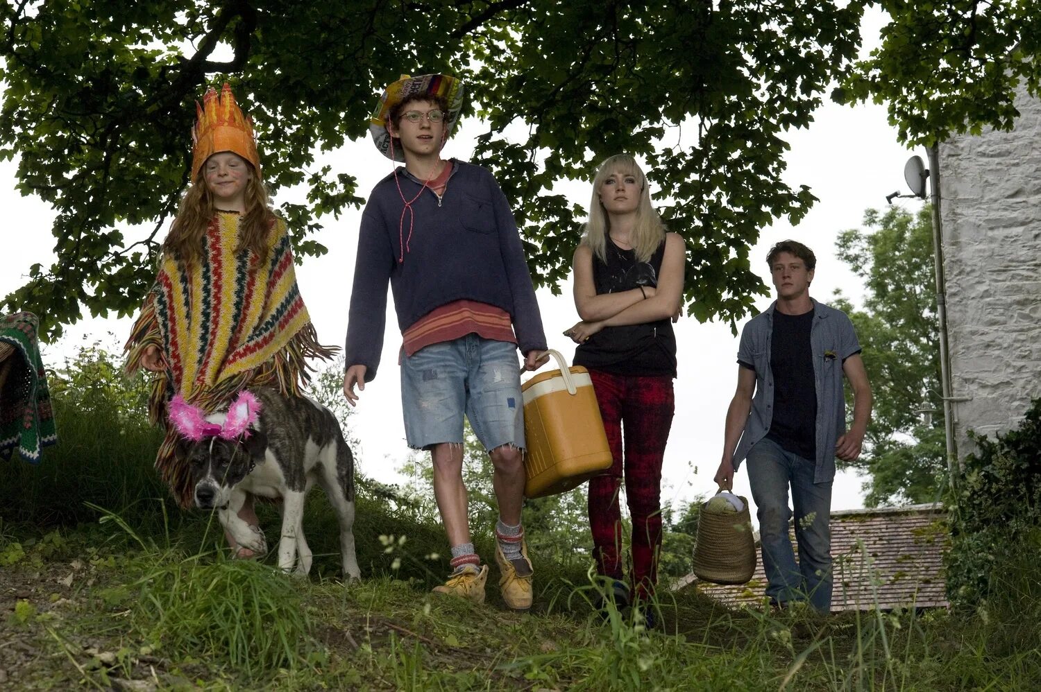 Джордж маккэй фильмы. Джордж маккэй девушка. Как я теперь люблю живу. Как я теперь люблю живу. Сирша ронан и джордж маккэй фильмы.