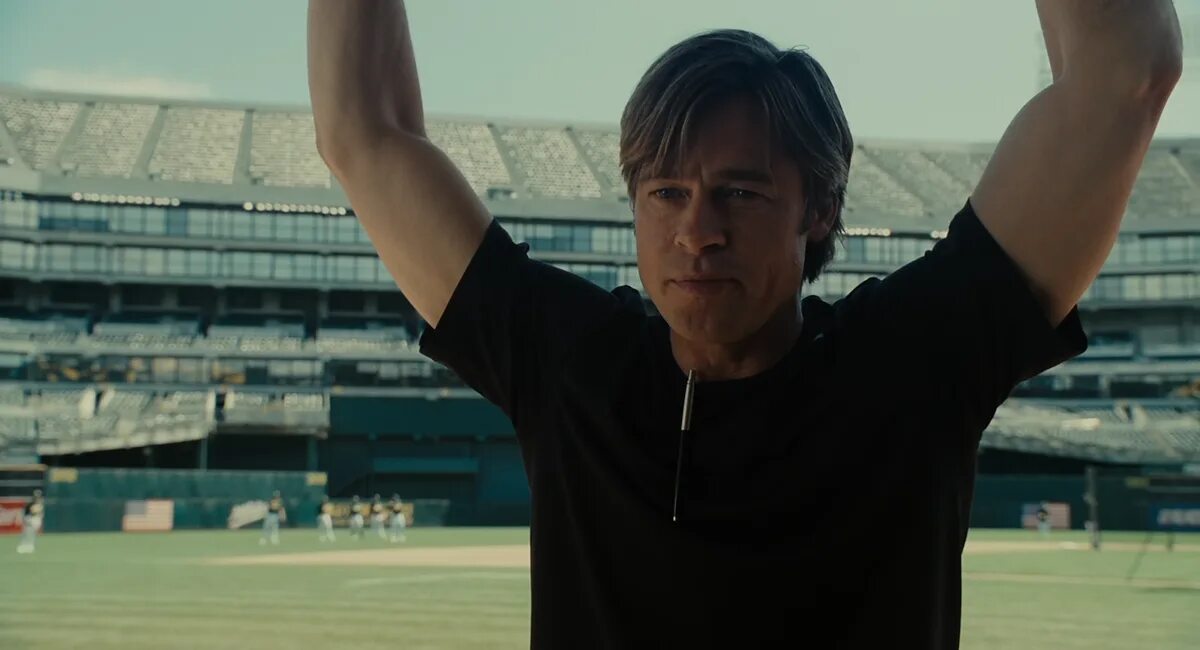 Брэд Питт Moneyball. Moneyball 2011. Человек, который изменил все (Moneyball). Брэд питт изменил