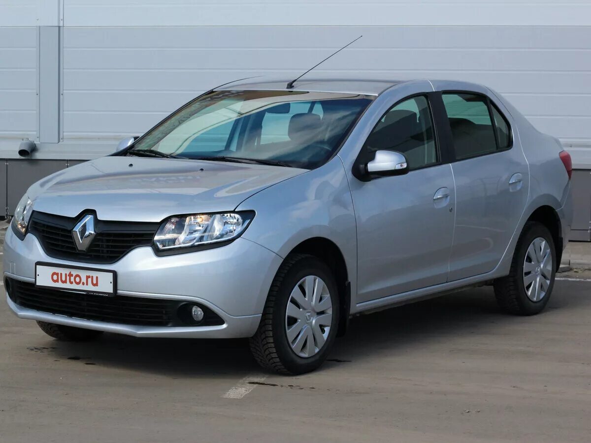 Логан 2 2015. Логан 2 1. 6 82 л с. Renault logan синий сапфир. Рено логан 82 л.