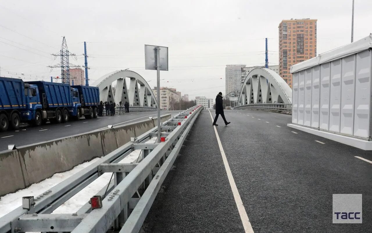 Эстакада на Репина. Путепровод Химки. Реновация транспорта. Дорога под домом в Москве. Когда откроют мост в химках на ленинградском