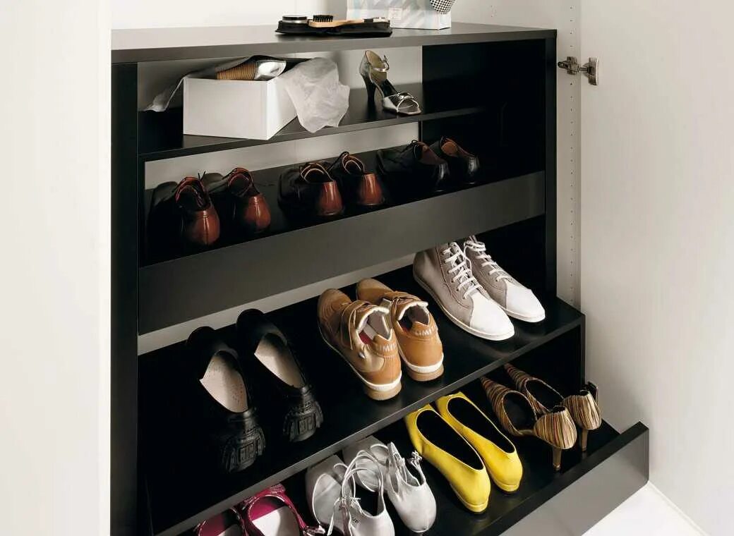 Обуви в прихожую фото дизайн Store your shoes in style with this shoe pullout unit #shoes #bedroom #custom #c