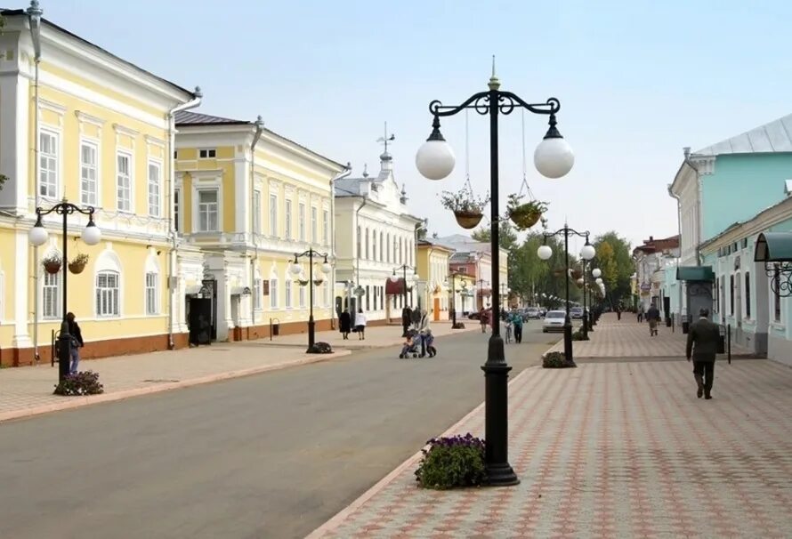Елабуга березовский. Казанская улица елабуга. елабуга музей заповедник. елабуга музей заповедник руденко. выставочный зал елабуга.