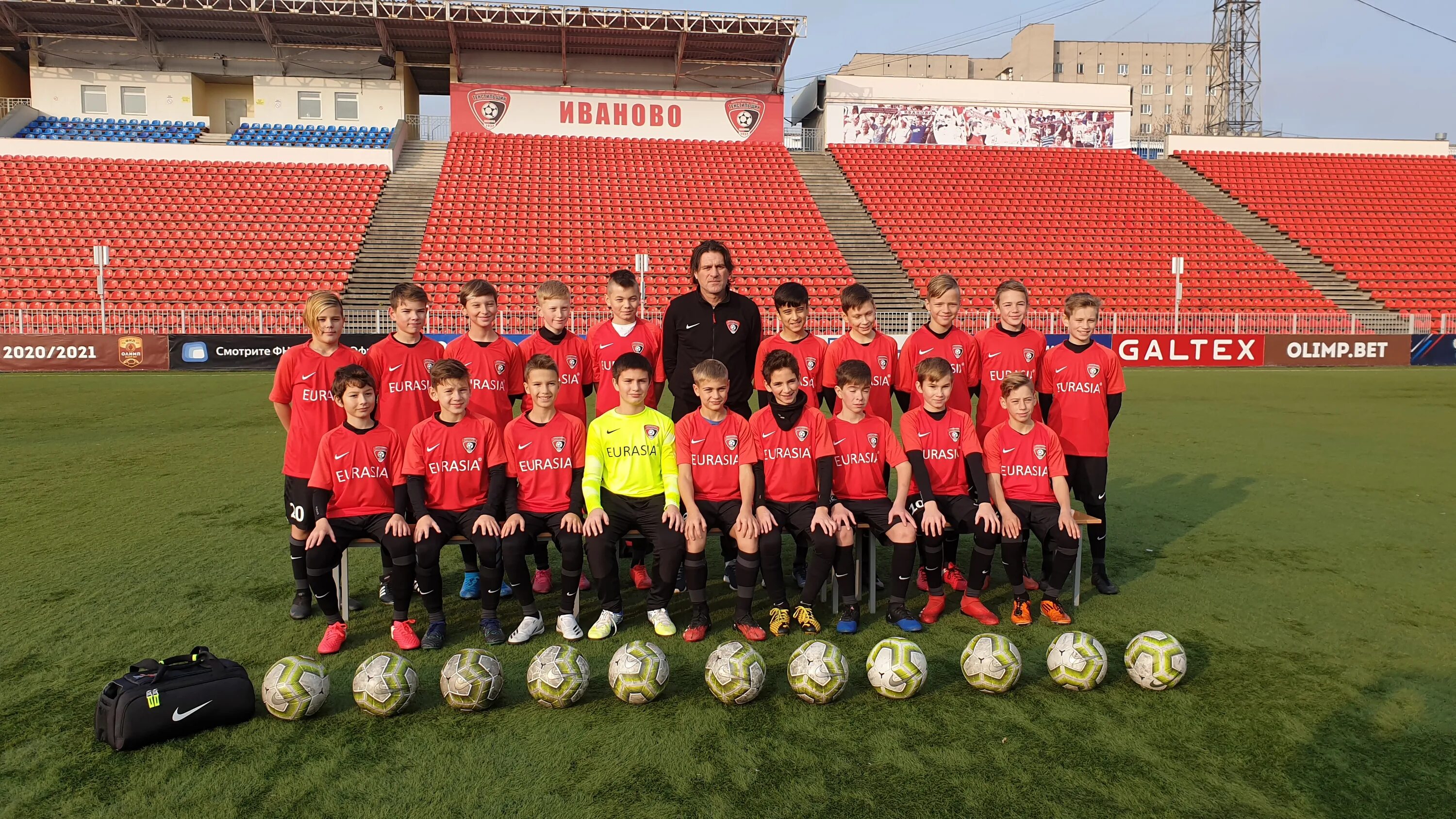 текстильщик иваново. текстильщик-1, иваново. футболисты. арена текстильщик иваново. текстильщик иваново 2007 год.