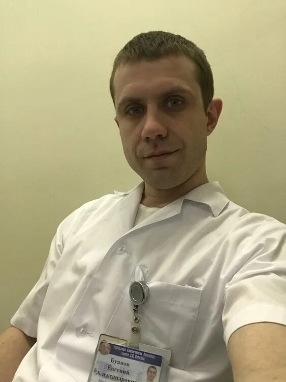 Больница в царицыно буянова. Больница волгоградская область. Главный врач гкб буянова. Врач буянов. Главный врач буянова саликов.
