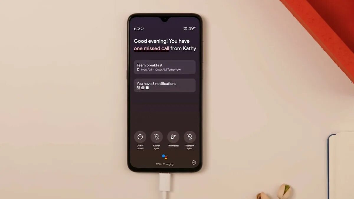 Ambient android. Ассистент в смартфоне. ambient mode android. ambient mode как обновить. ambient mode фото на телефоне.
