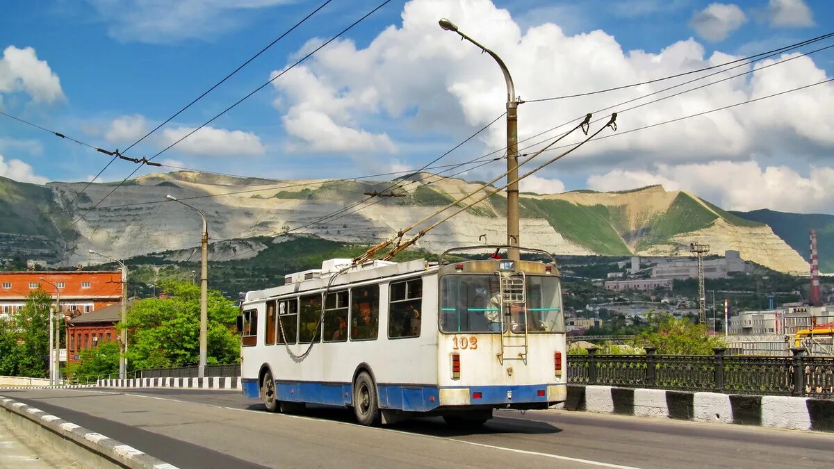 Амо новороссийск. Новороссийск / novorossiysk. Амо новороссийск. Автошкола новороссийск. Памятник морякам революции в новороссийске.