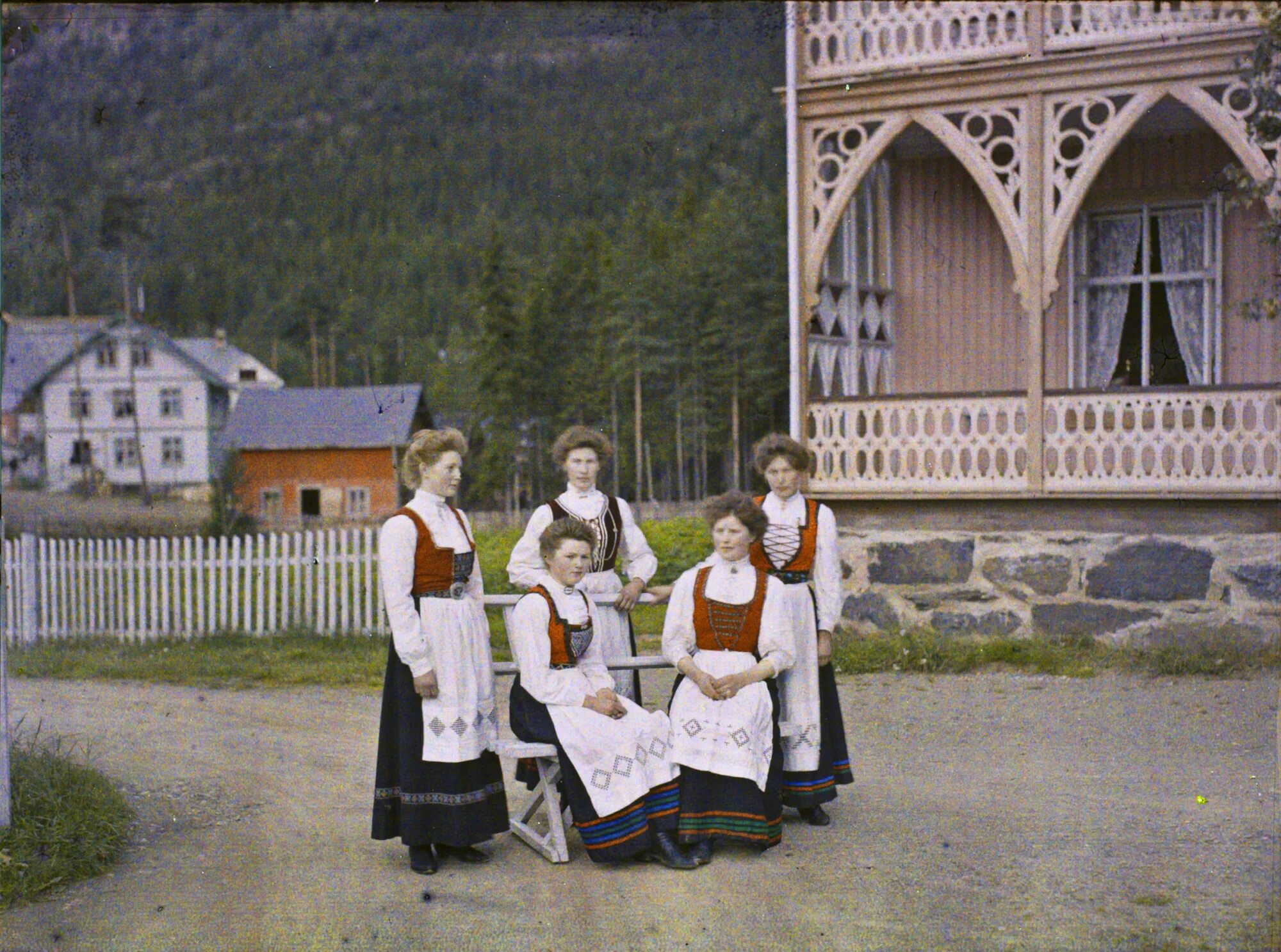 История первой цветной фотографии. Норвегия 1910. Норвегия 20 век. Норвегия фото 1910. Первая цветная фотография.