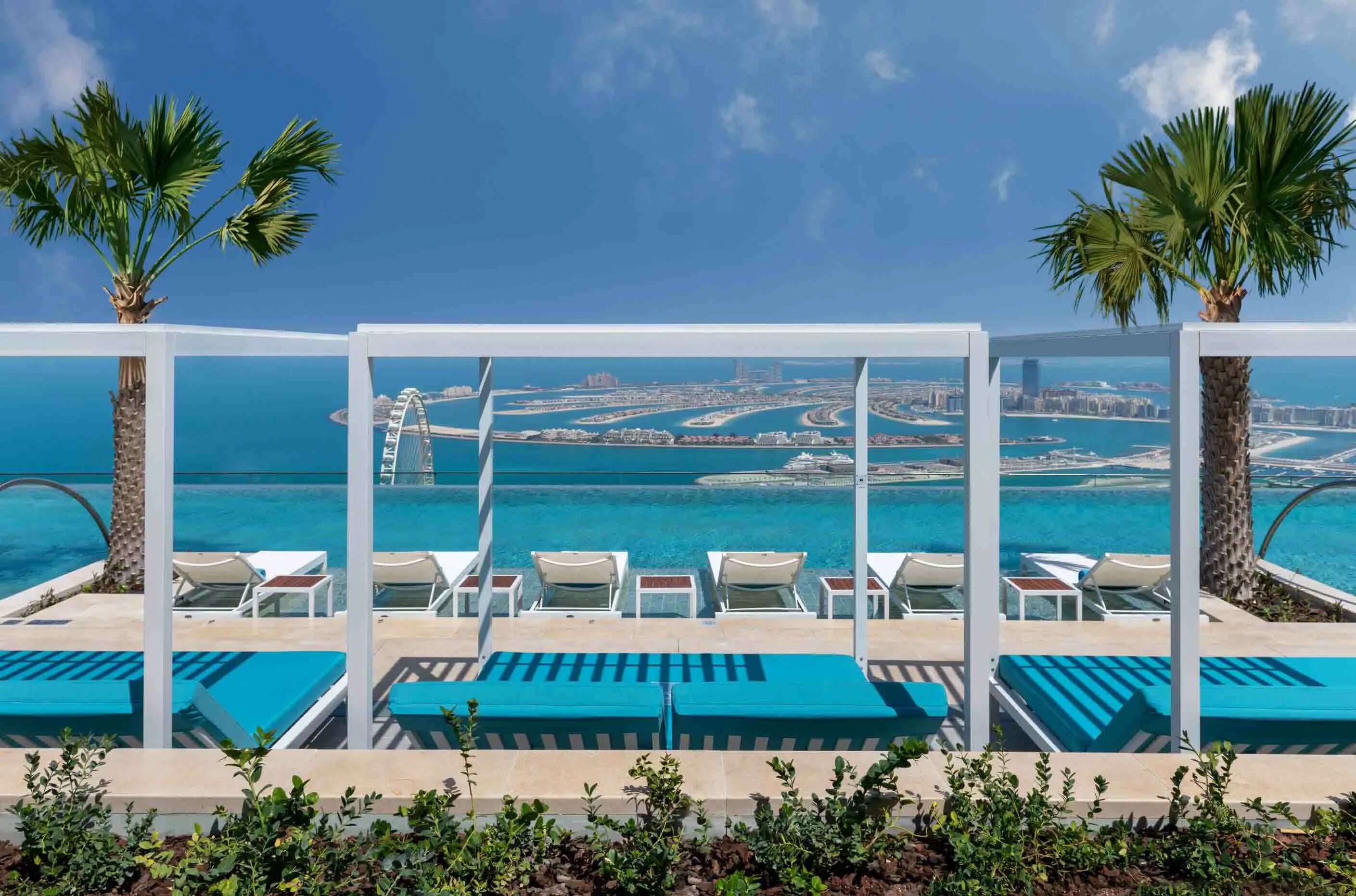 Отель address JBR Дубай. Address Beach Resort Дубай. Address Beach Resort 5 Дубай. Sky Pool бассейн Дубай. Address отель