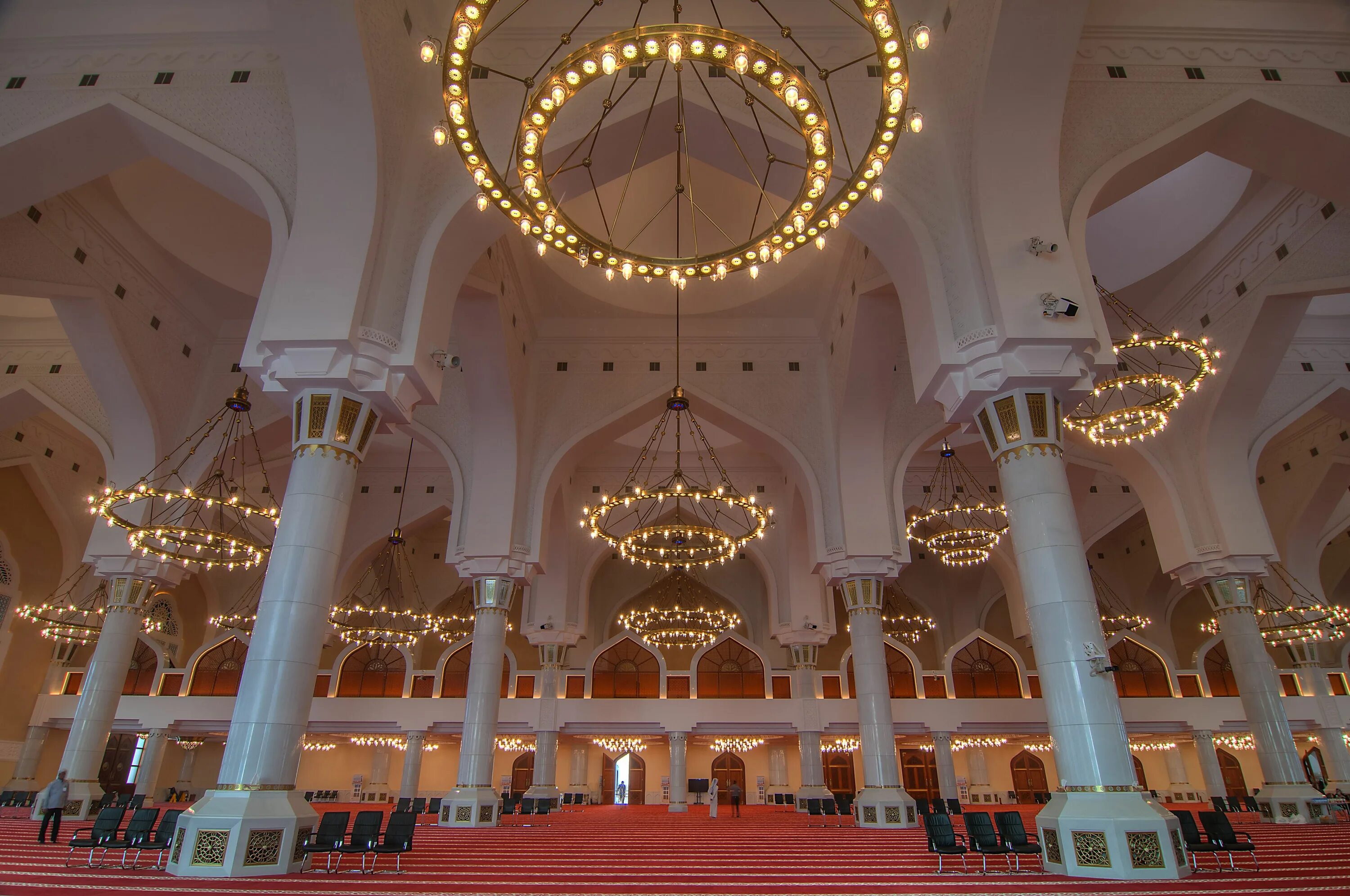 Doha золотая мечеть. Большая мечеть катар. Золотая мечеть в катаре. Фанар (катарский исламский культурный центр). Arizona license plate.