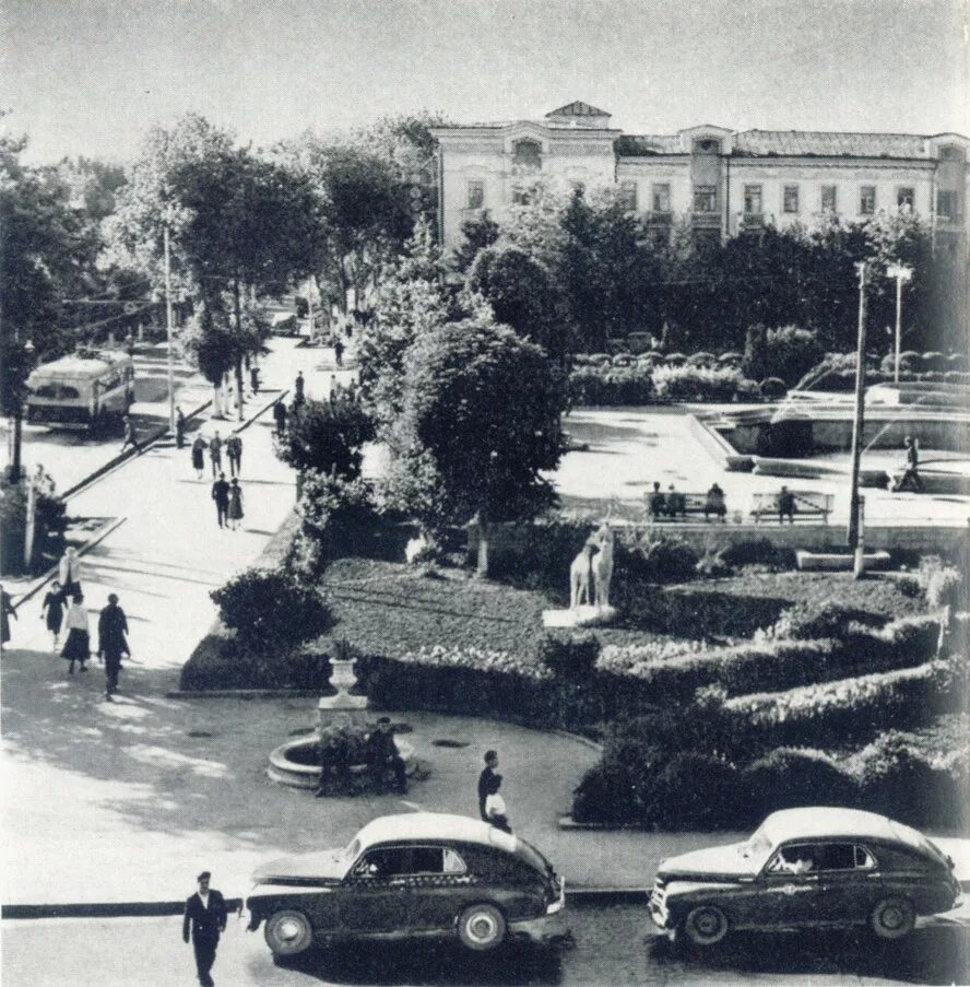 Старая душанбе. Сталинабад Душанбе. Душанбе 1970. Душанбе Сталинабад 1960г. Душанбе СССР.