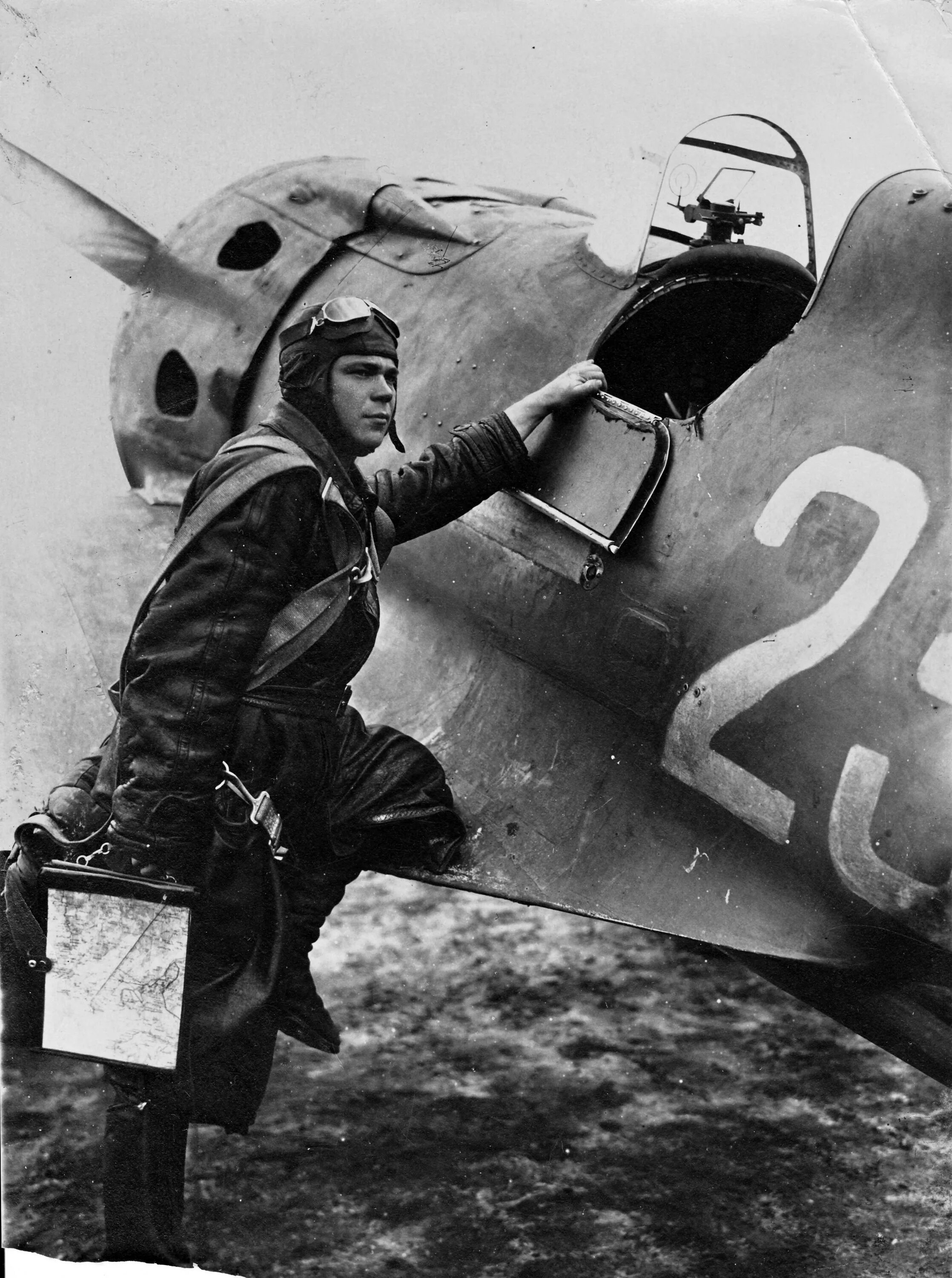 Ястребок самолет 1941. Самолёты ВОВ И-16. Летчики СССР второй мировой войны. Авиация второй мировой войны СССР И 16.