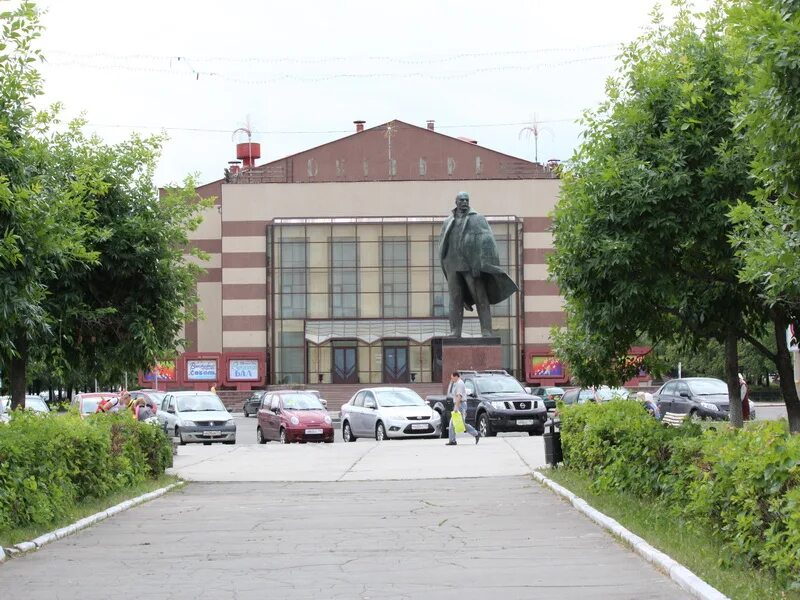 Дворец культуры октябрь снежинск. Дк снежинск. Дк снежинск. Дк октябрь г снежинск. Дк октябрь снежинск официальный сайт.