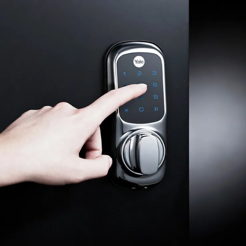 Digital lock. Digital door lock. контроль доступа в помещение. myq-ilockr5 wifi door lock. connect keyless.