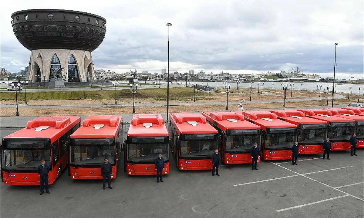 Автобусный парк Казань. Автобус Казань. Новые автобусы Казань. Автопарк автобусов Казань.