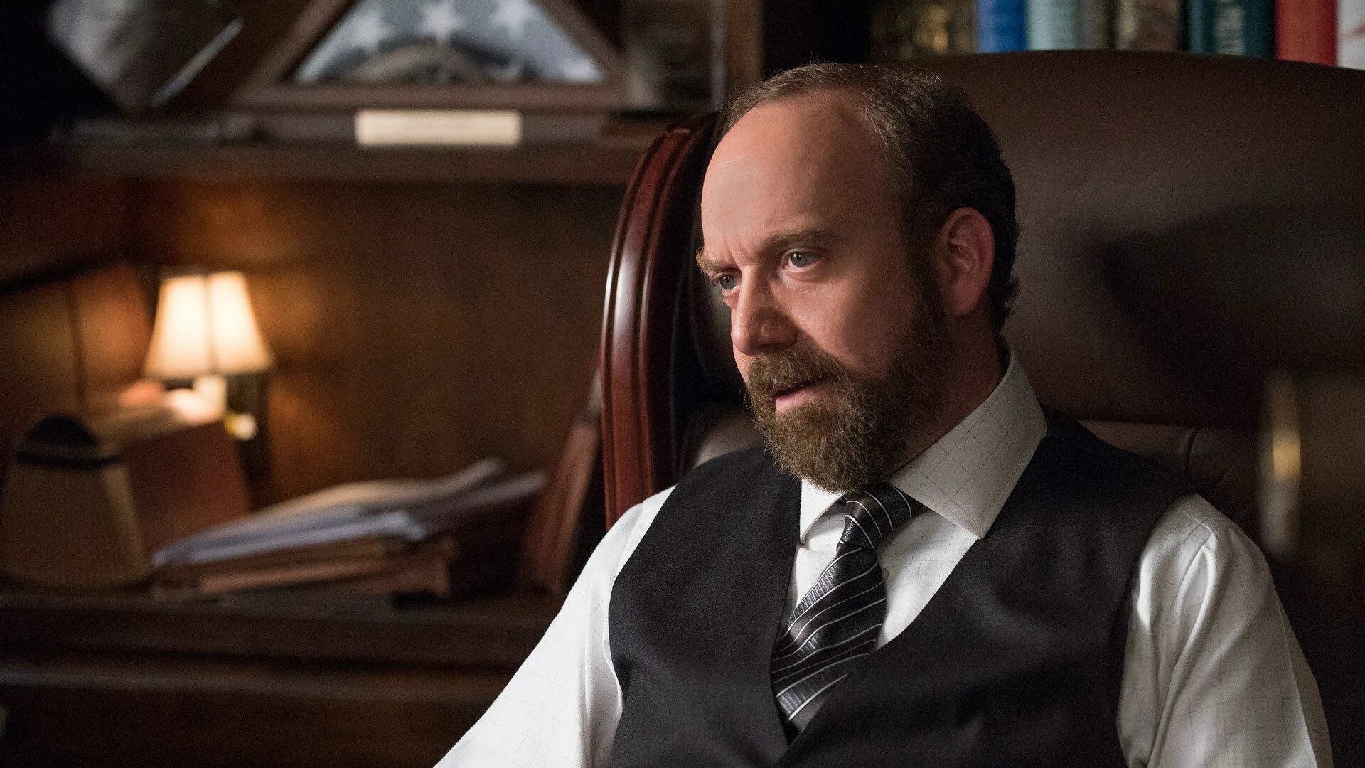 Billions 4 2. Paul Giamatti billions. Пол Джаматти миллиарды. Чак Роудс миллиарды.