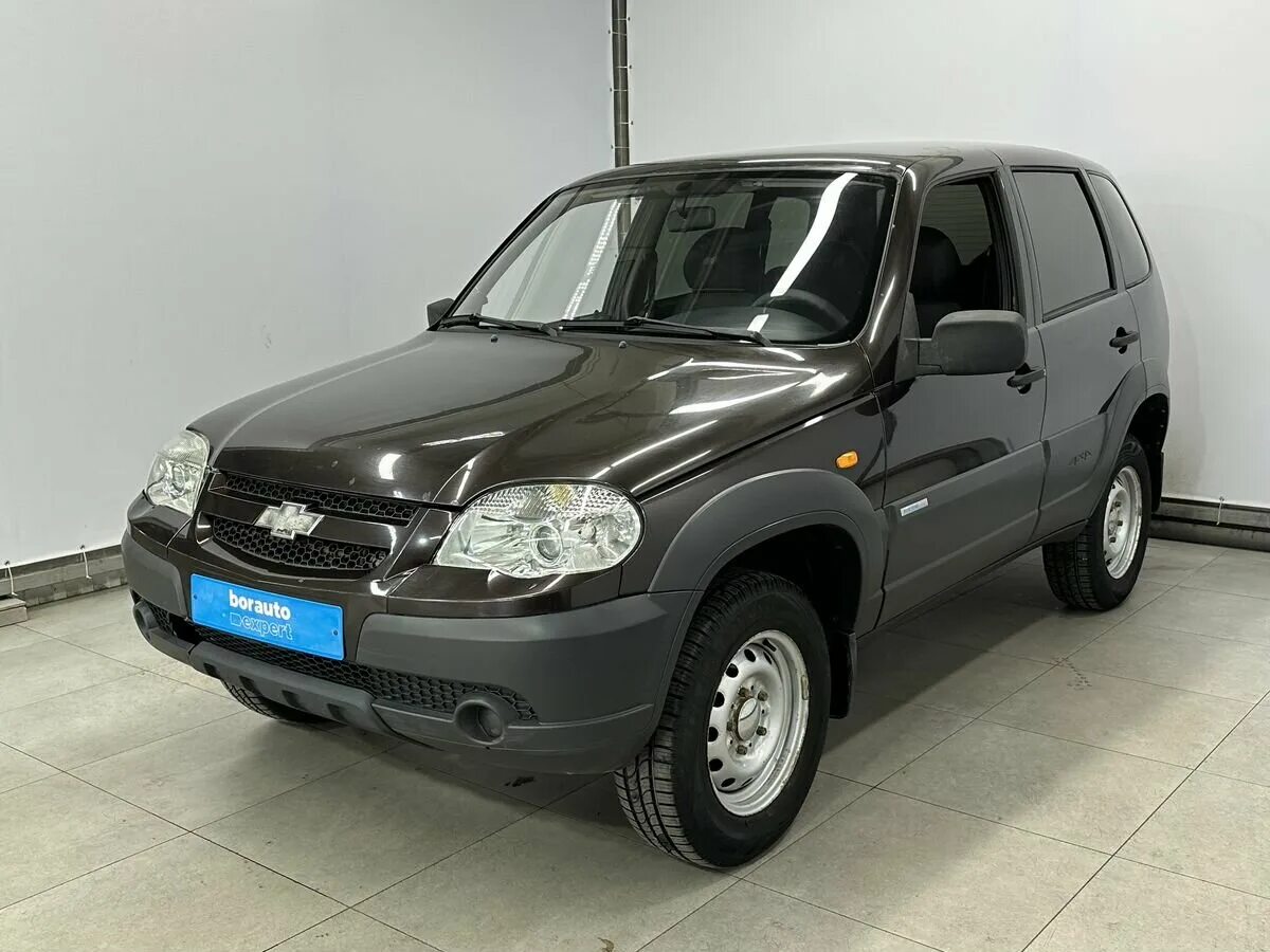 нива шевроле бу купить в воронеже и обл. Chevrolet niva 2018 l. серебристый шевроле нива на родном литье. белая нива шевроле на черных дисках камелот. нива шевроле 2005 года.
