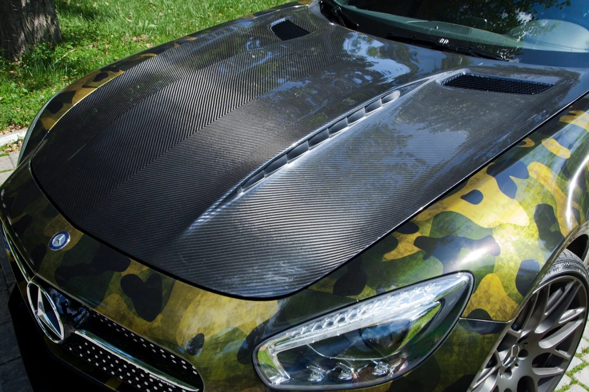 Обклеить капот. Амг гт карбоновый капот. пленка carbon tuning. капот мохаве карбон. аквапринт кованый карбон.