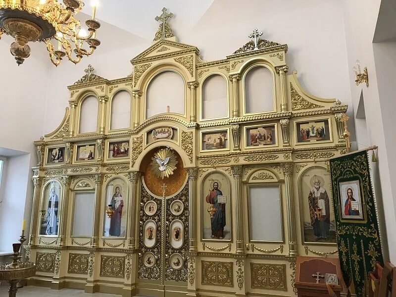 спасо-преображенский собор невьянск. храм липецк иконостас. палехский иконостас царские врата. алтарь и иконостас в православном храме. храм максима блаженного на варварке иконостас.