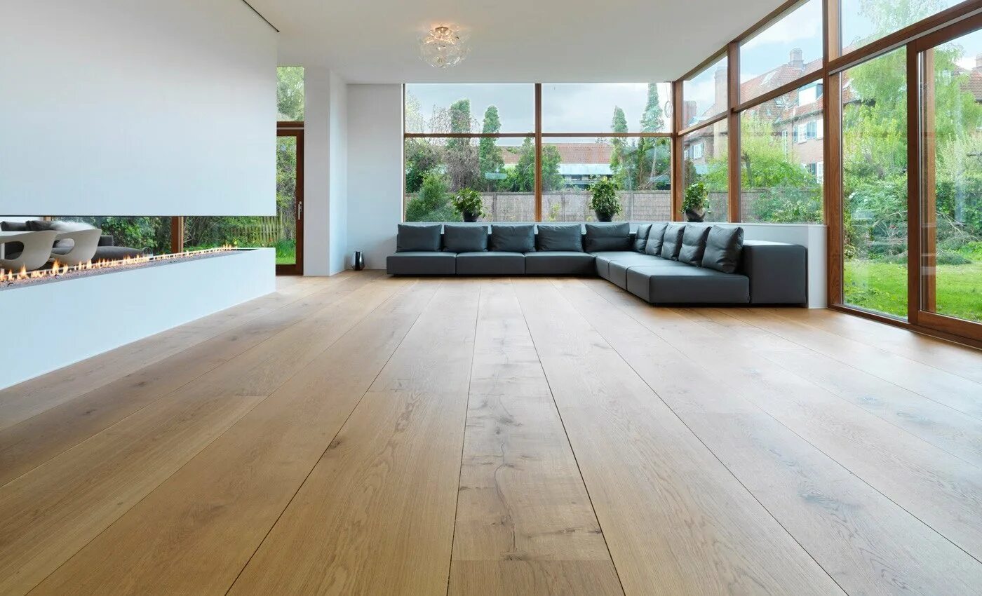 Красивый пол дерево. Ламинат Laminate Flooring. Красивый деревянный пол. Паркет в современном интерьере. Красивый ламинат в интерьере.