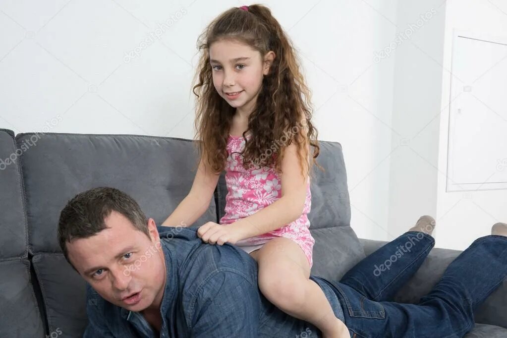 Русская дочери дает отцом