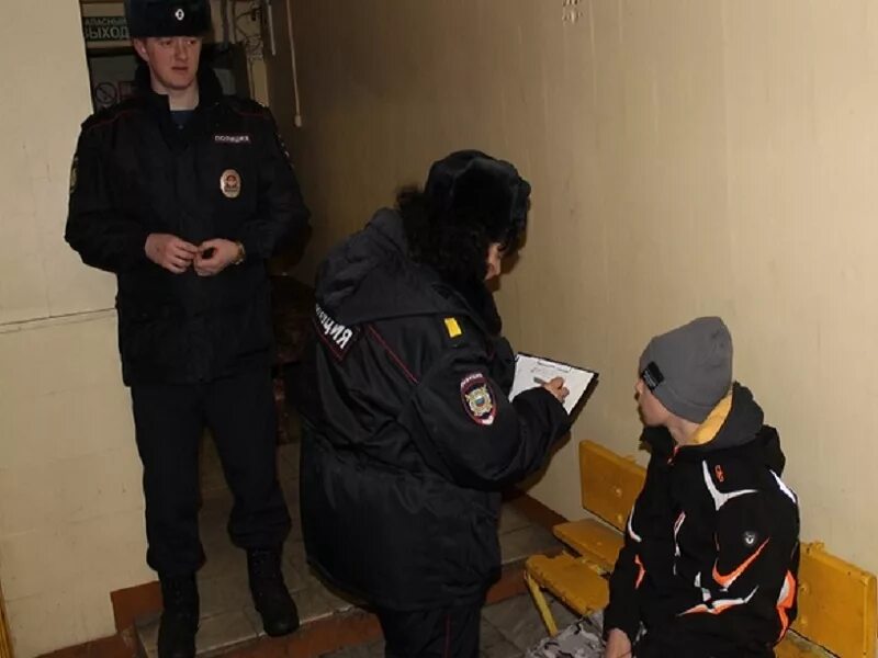 Доставление несовершеннолетних в полицию