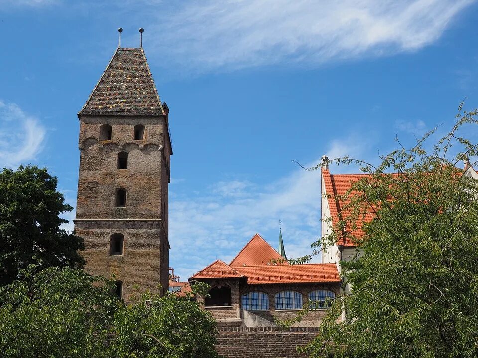 Деревня башня. Ульм башня. деревушку из башни. tower of ulm. tower is old.