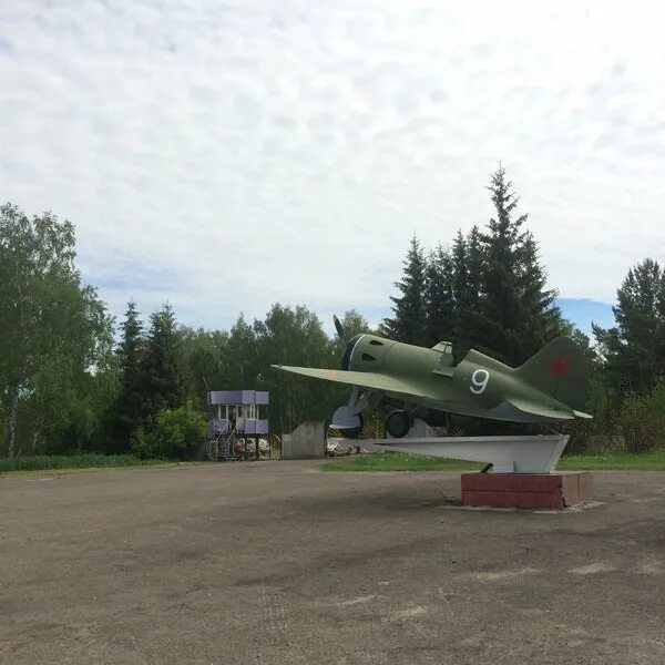 Лагерь самолет 2. Чкаловец лагерь Новосибирск. Дол Чкаловец Бурмистрово. Санаторий Чкаловец Новосибирская область. Чкаловец лагерь Искитим.