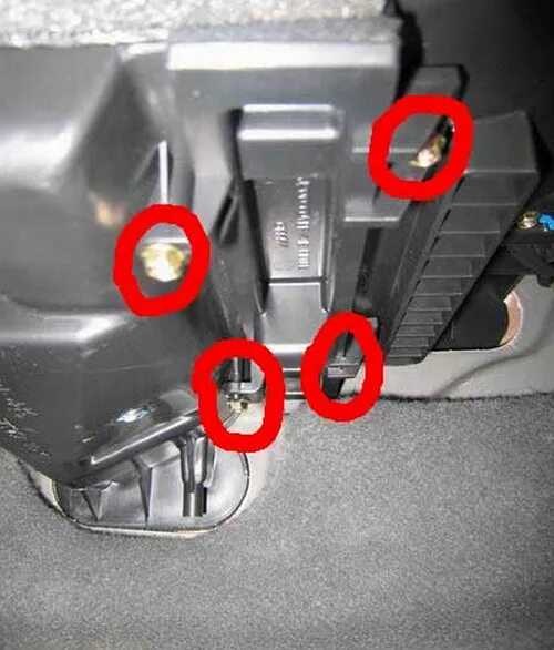 6 седан. Chevrolet lacetti салонный фильтр. 6. 6 хэтчбек. как поменять салонный фильтр на шевроле лачетти.