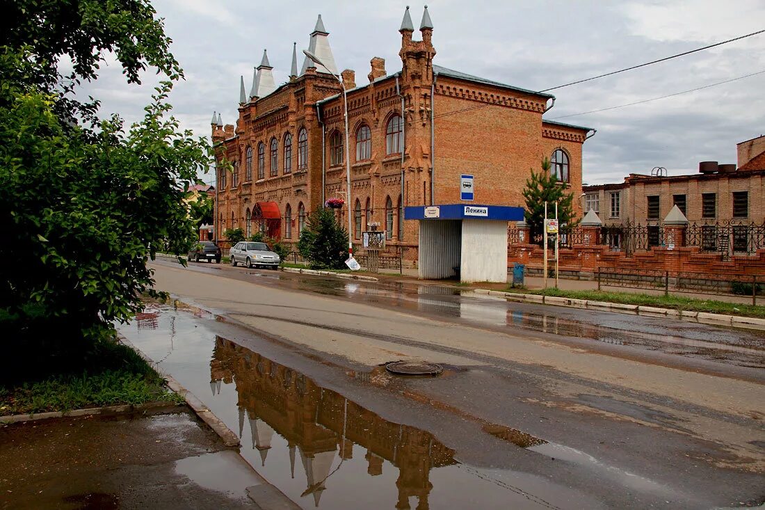 Г бузулук оренбургской области ул. Город Бузулук Оренбургской области. Пед колледж Бузулук ул Горького. Население город Бузулук Оренбургская область. Оренбургская улица Бузулук.