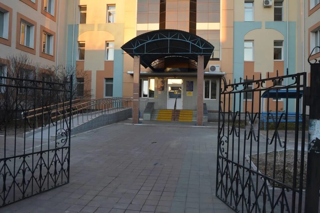 Огбуз инфекционная больница биробиджан. Областная поликлиника биробиджан. Огбуз областная больница биробиджан. Огбуз областная больница биробиджан. Биробиджанский онкодиспансер стационар.