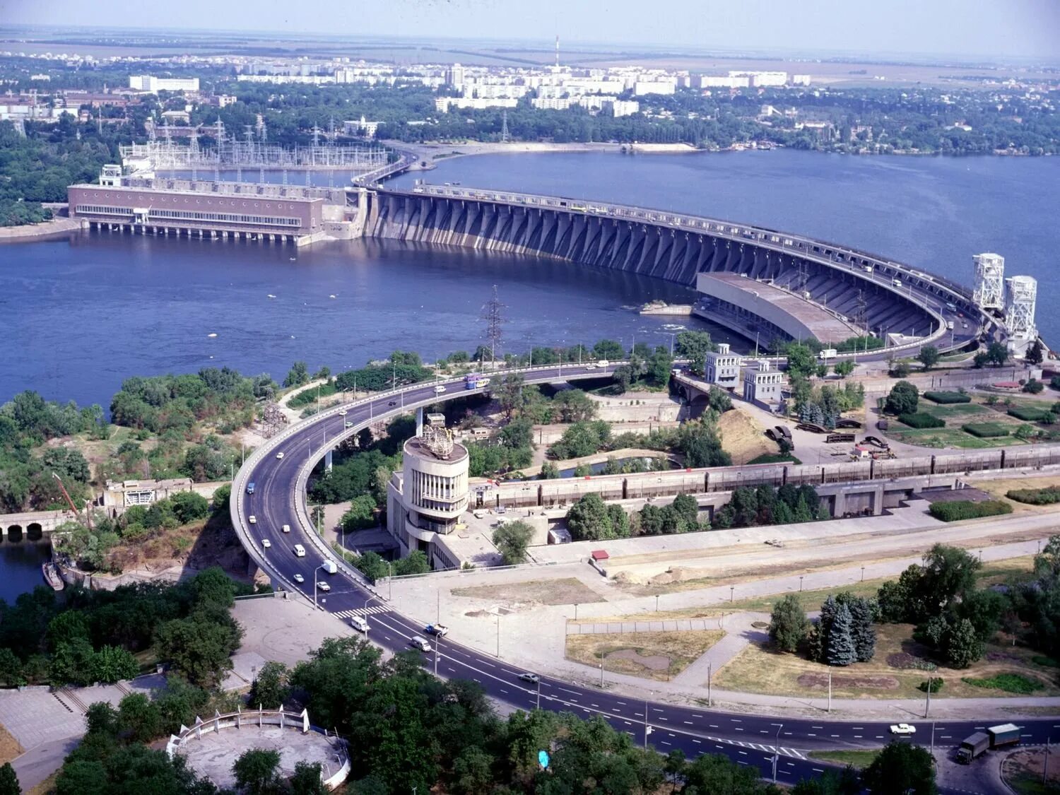 Прогноз запорожья. Запорожье центр города ДНЕПРОГЭС. Запорожская ГЭС. ДНЕПРОГЭС (Г. Запорожье). ДНЕПРОГЭС Запорожье сейчас.