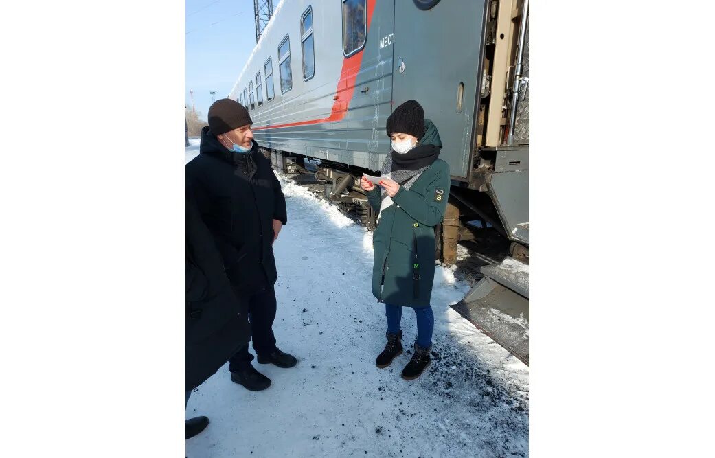 Работа проводником пассажирских поездов. Проводник пассажирского вагона. проводница пассажирского вагона. конкурс проводников пассажирских вагонов 2025.