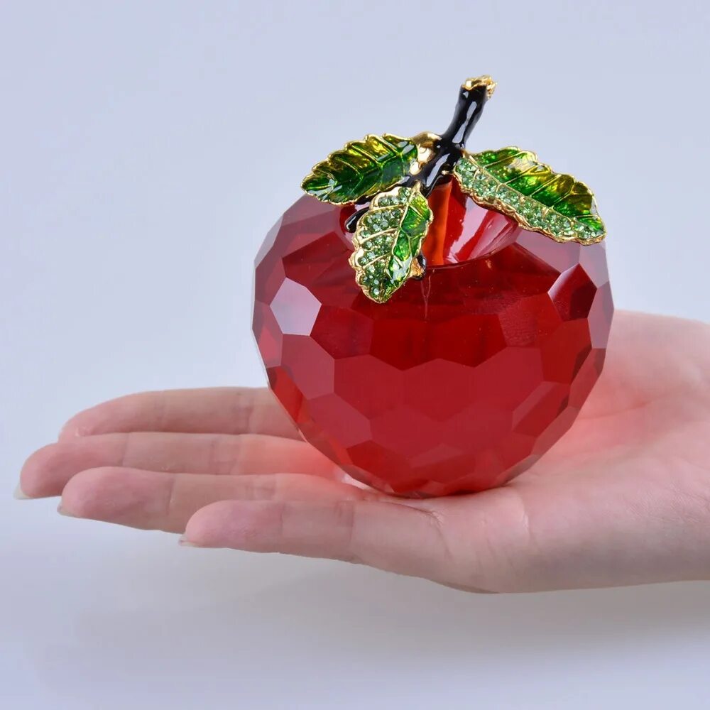 Хрустальное яблоко купить. Стеклянные фрукты. Яблоко из стекла. Стеклянные яблоки для декора. Декоративное яблоко из стекла.