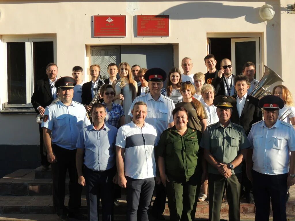 Самара военкомат фото. Индустриальный военкомат хабаровск. Военкомат промышленная телефон. Военкомат промышленная телефон. Военкомат камышин.
