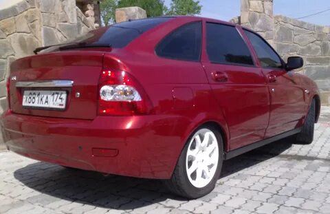 Авито приора хэтчбек