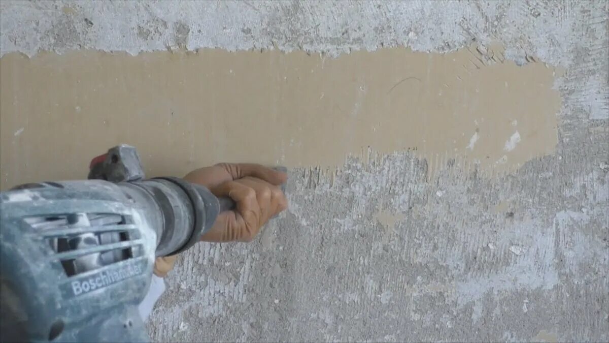 Как отмыть штукатурку. Зачистка стен от краски. Демонтаж краски со стен. Расчистка стен от старой краски. Очистка штукатурки.