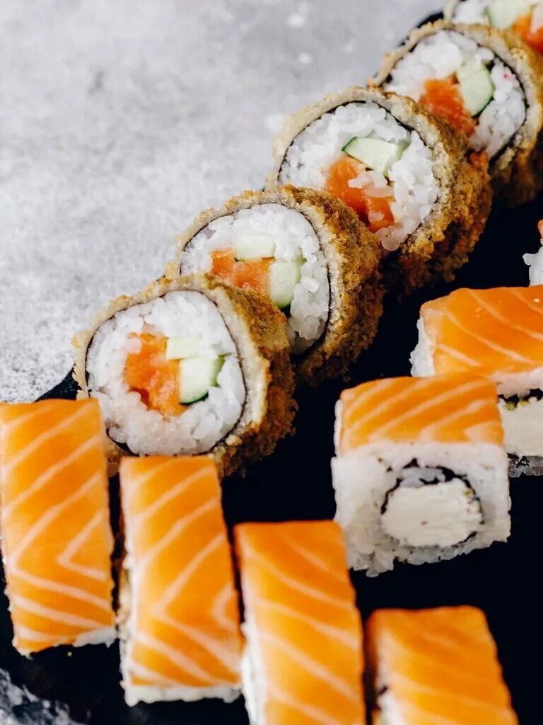 Япошка сочи. Ролл ричи япошка. суши роллы япошка. самые вкусные роллы в мире. япошка роллы сочи.