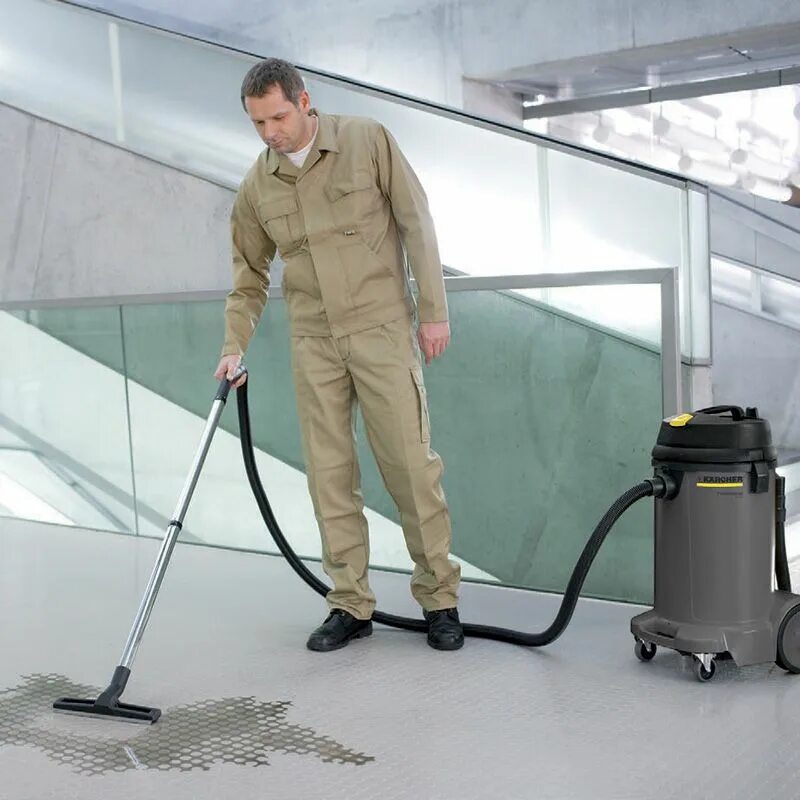 Vacuum clean ru. Профессиональный пылеводосос Karcher nt361eco. Промышленный пылесос Karcher. Пылесос Karcher nt22. Строительный пылесос Karcher NT.