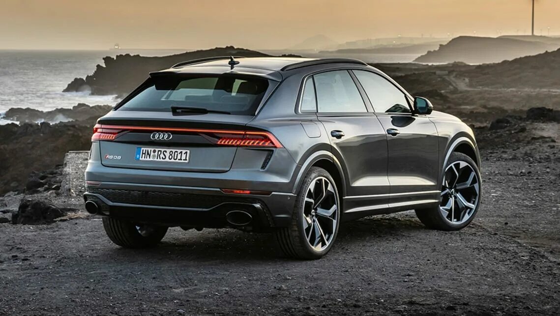 Роборок q8. Audi q8 Sportback. Audi q8 2021. Audi q8 RS 2021. Audi RS q8 2022.