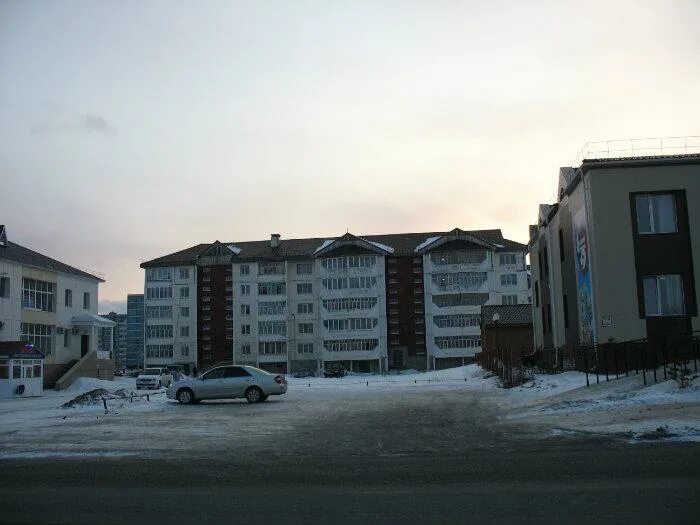 Магазин русь губкинский. Губкинский 1 мкр. Аптека экона губкинский. Янао школа в 6 мкр губкинский. 16.