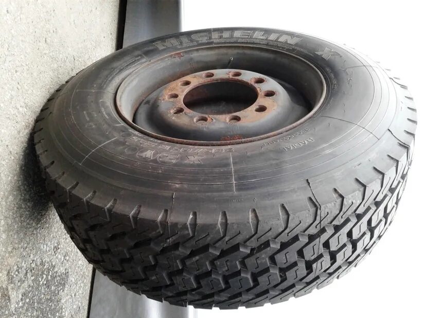 Автошина r22. 65. 385/65 r22. Автошина 385/65 r22. 5.