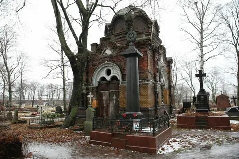 Место на кладбище спб