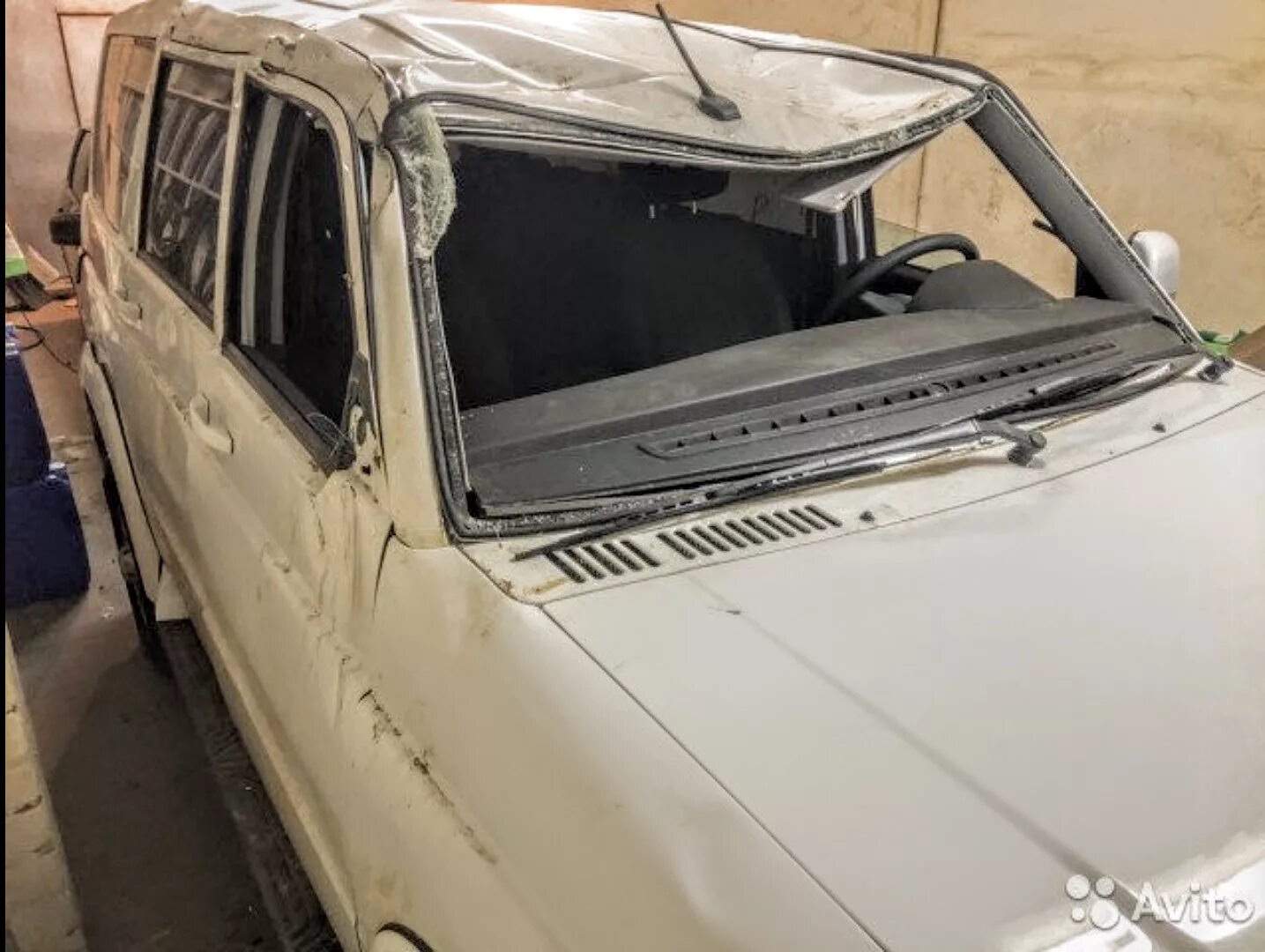 Аварийное авто красноярский край. Губа аварийная фото. Скупка авто. Калина универсал гнилая. Битая машина.