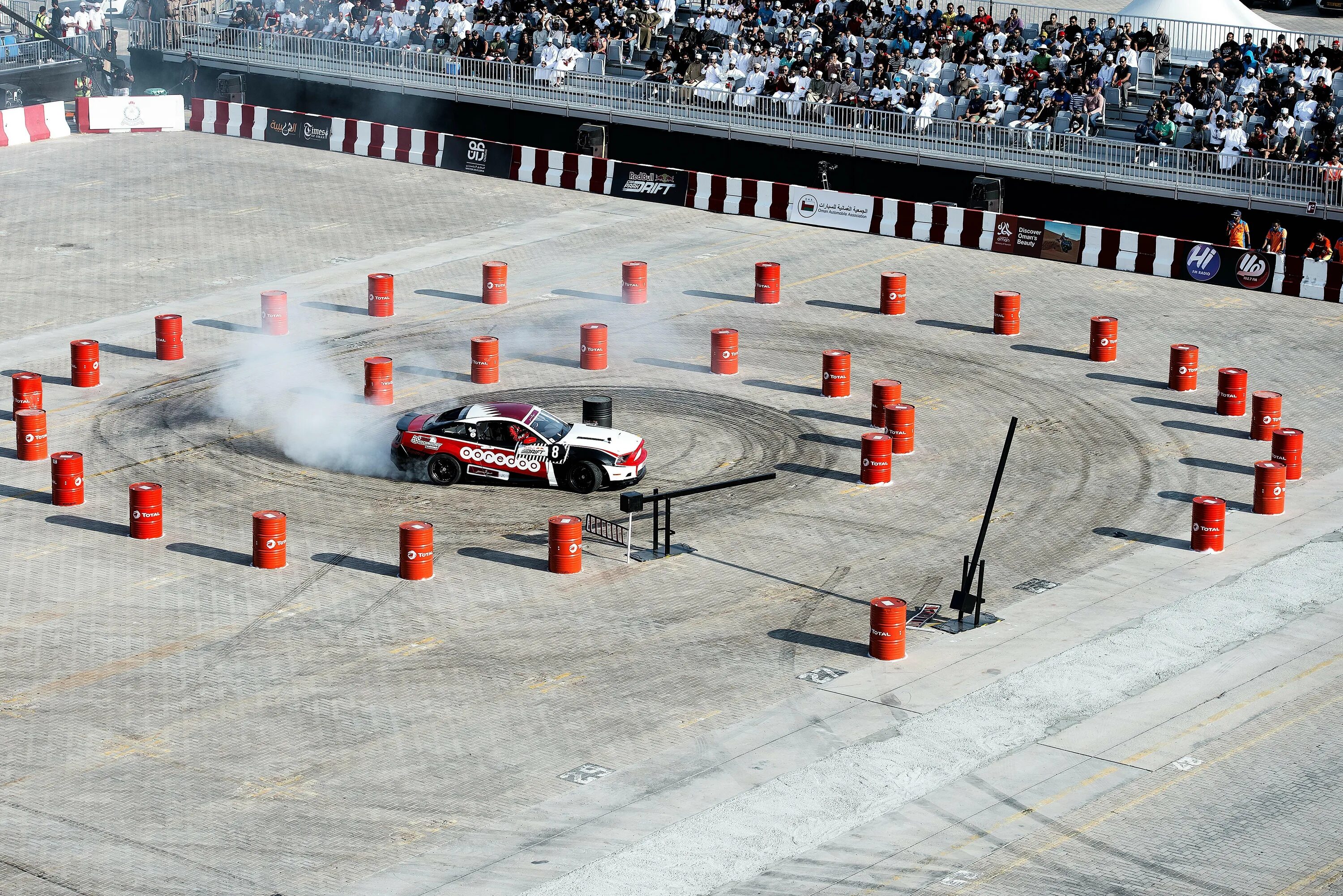 Car parking мод дрифт. Red bull car park drift информация соревнования 2012 года. дрифт парк. дрифт на парковке. red bull car park drift world final.