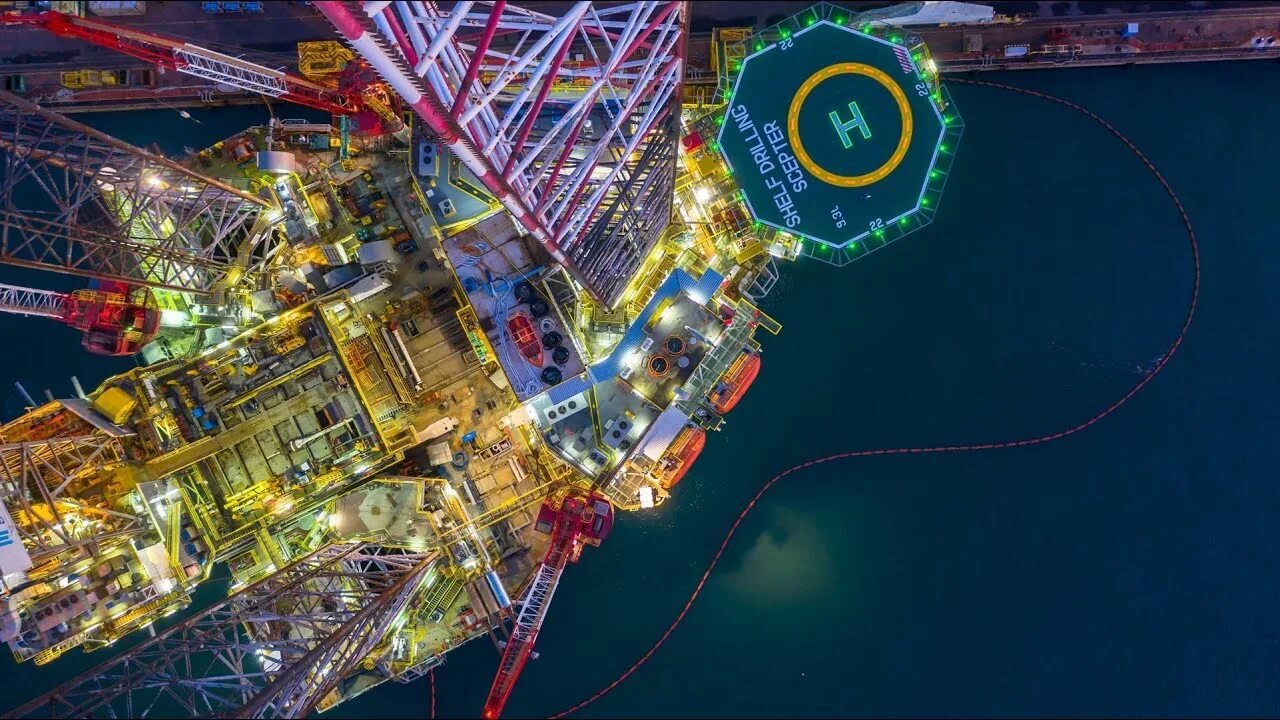 Rig testing. Oil rig night. стоке платформа. стоковые платформы.