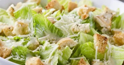 Какой салат в цезаре с курицей