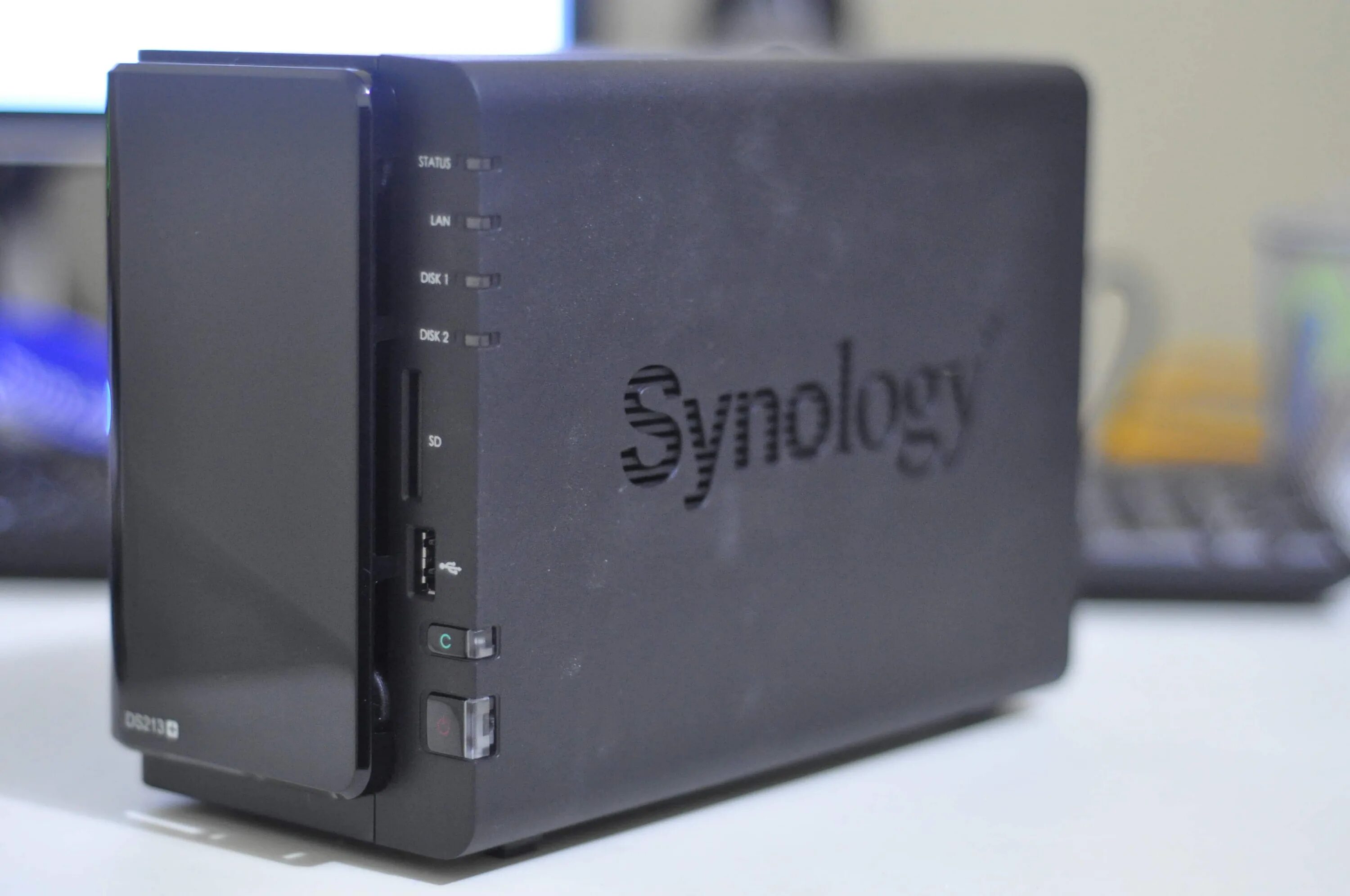 Synology ds213. Synology ds213 вентилятор. Синолоджи 213+. Synology ds720 Disassembly.
